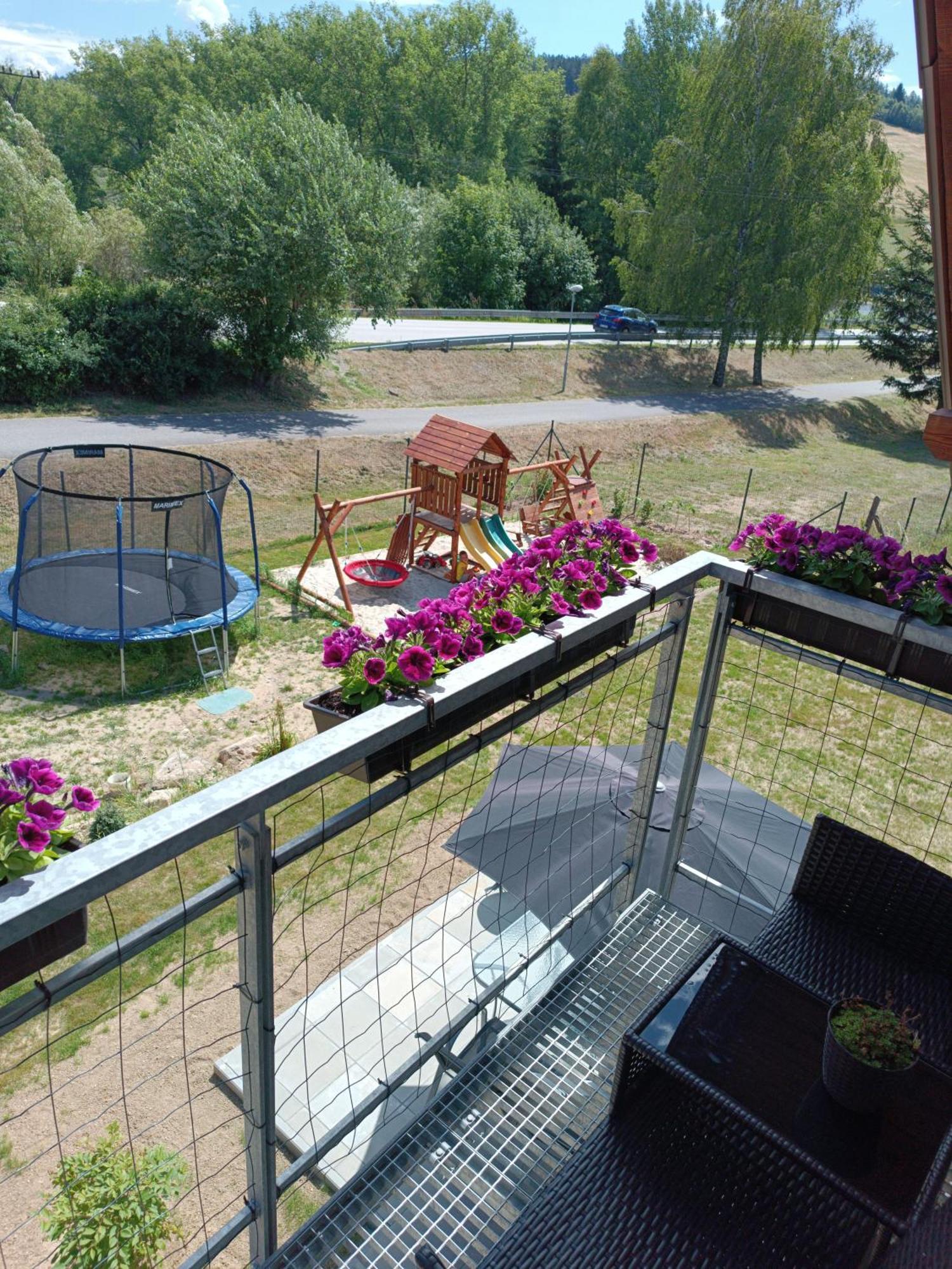 Apartman Frymburk 700 Екстериор снимка